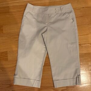 Ann Taylor Women's Cream Shorts